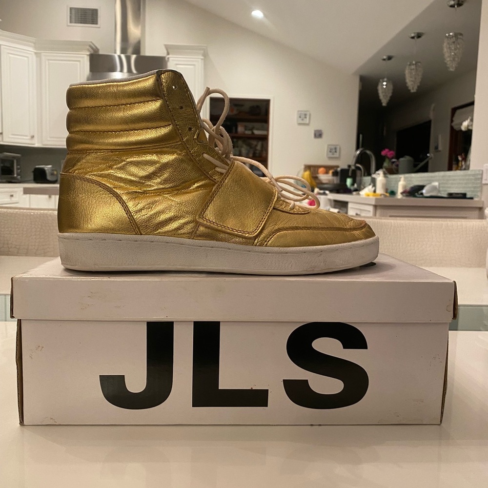 John Lawrence Sullivan Trainers (Gold)